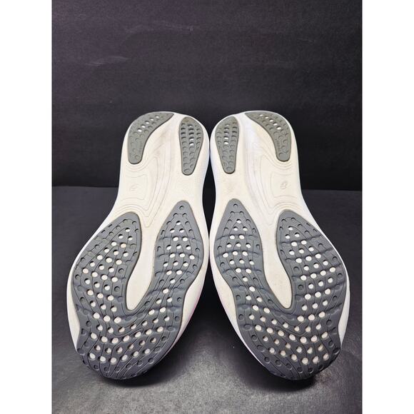 Asics Women 9.5 Comfy footwear - Picture 3 of 8